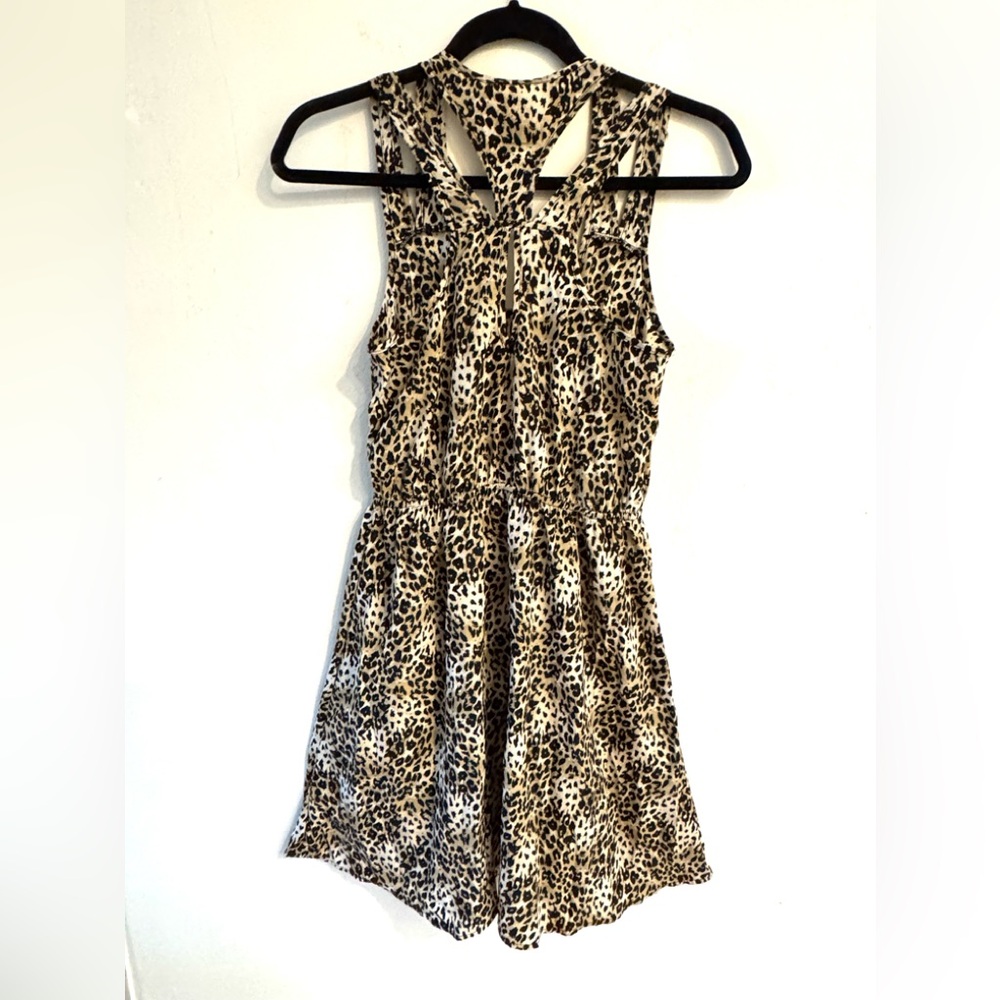 Love on a Hanger adorable cheetah size small mini dress